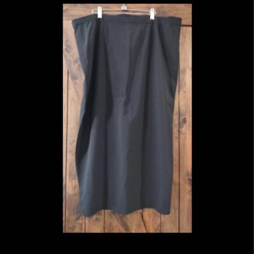 Skirt Large Gap 22” waist, 36” length, black C5856